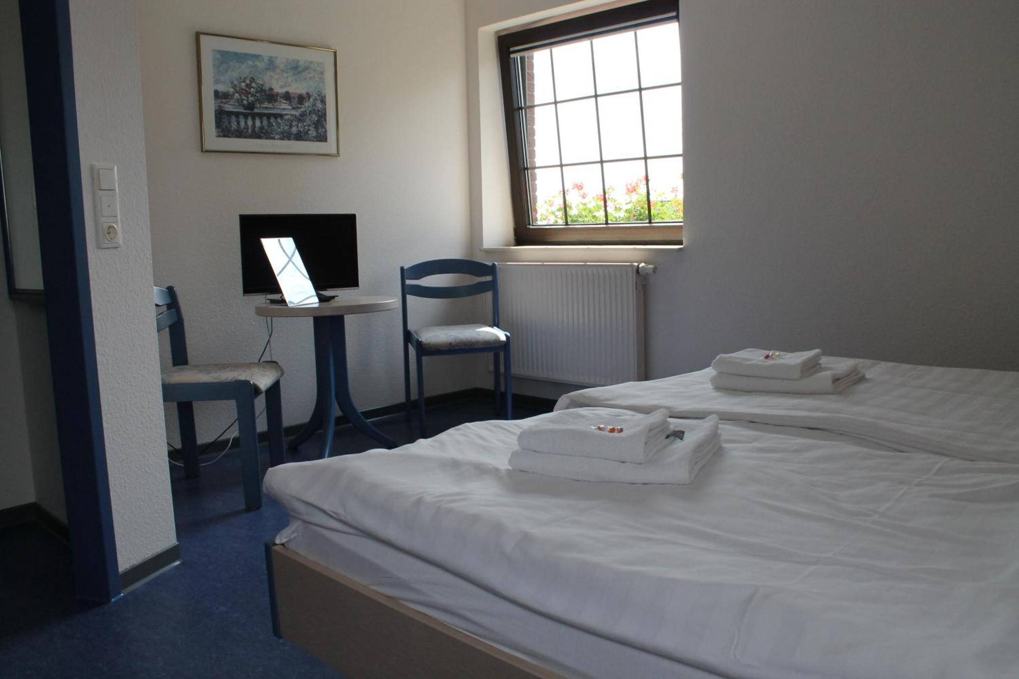 Smart Hostel By Landgasthof Velber 24H7D Seelze Zewnętrze zdjęcie
