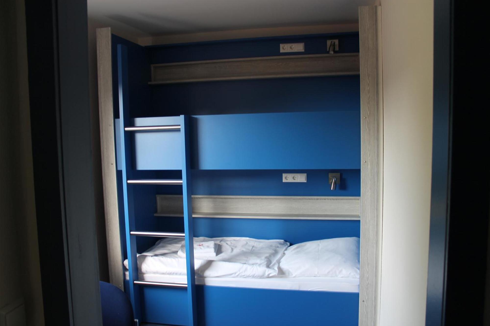 Smart Hostel By Landgasthof Velber 24H7D Seelze Zewnętrze zdjęcie