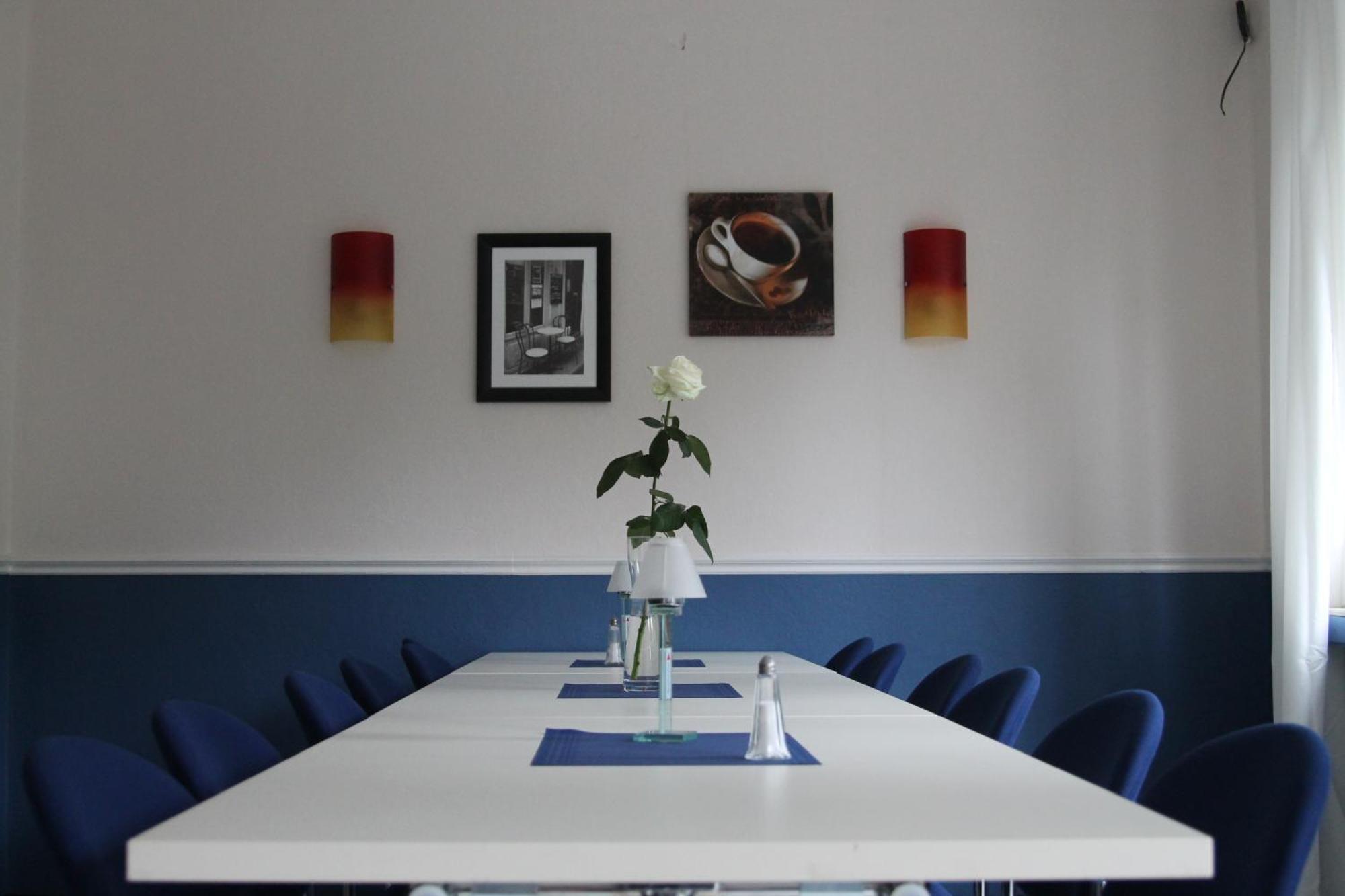 Smart Hostel By Landgasthof Velber 24H7D Seelze Zewnętrze zdjęcie