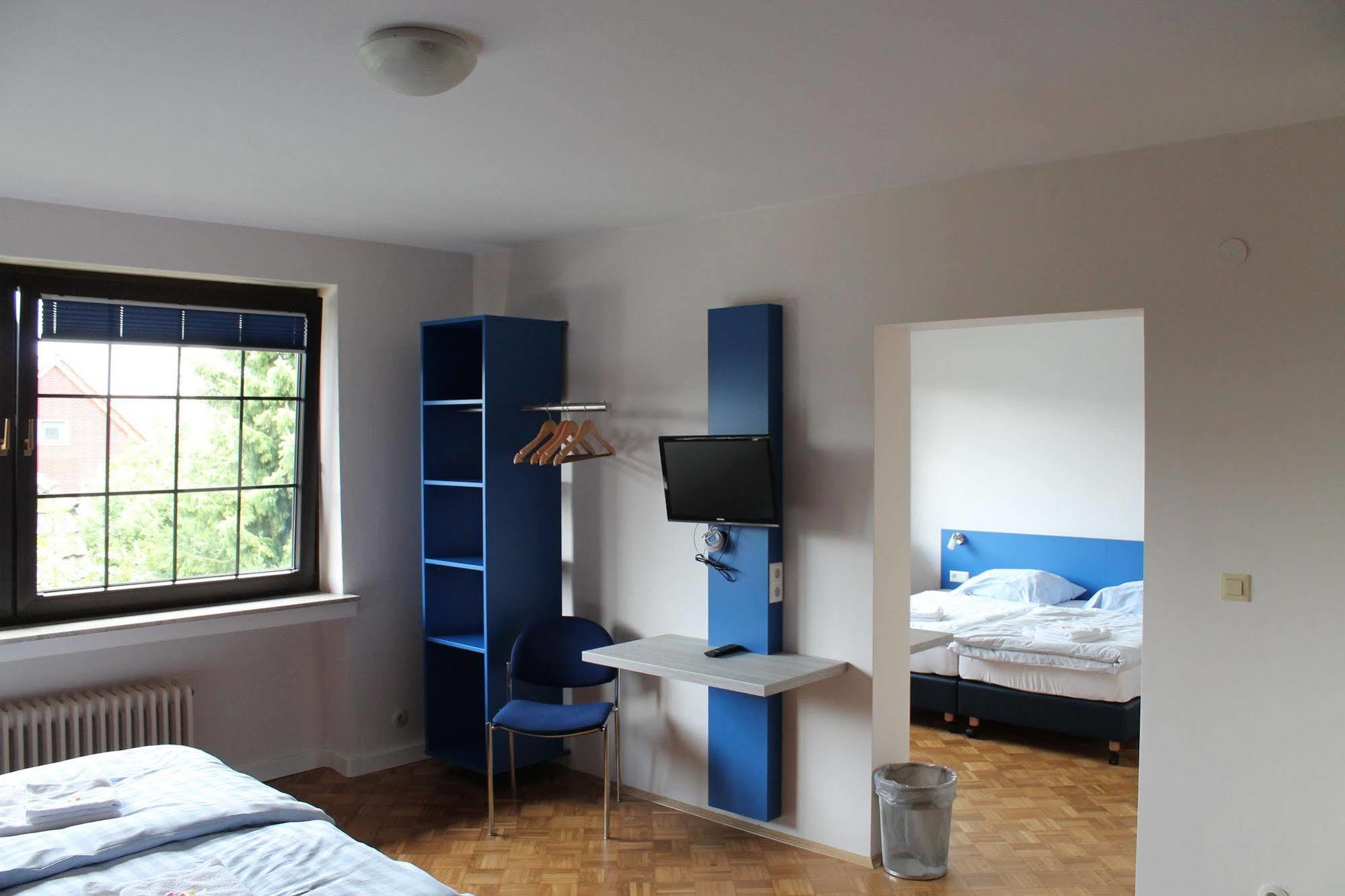 Smart Hostel By Landgasthof Velber 24H7D Seelze Zewnętrze zdjęcie