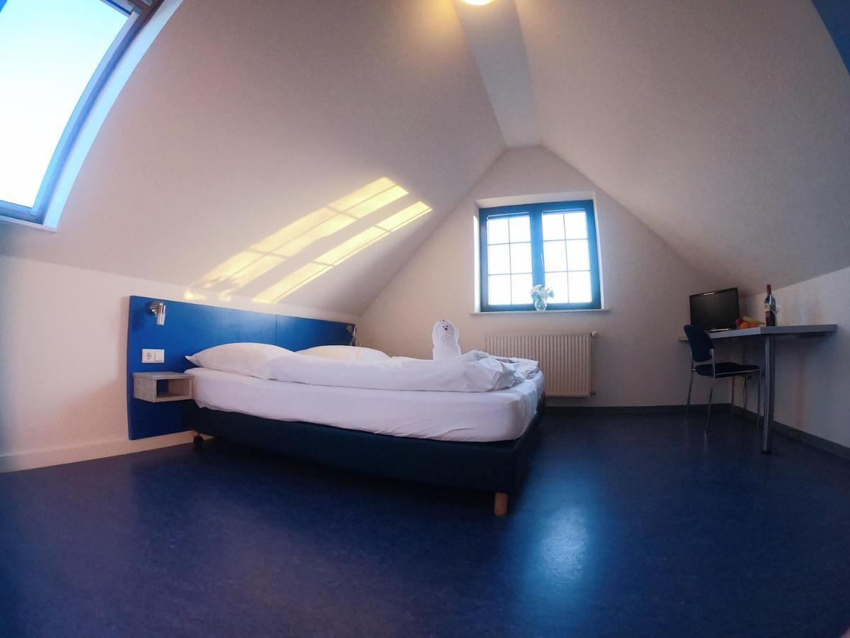 Smart Hostel By Landgasthof Velber 24H7D Seelze Zewnętrze zdjęcie